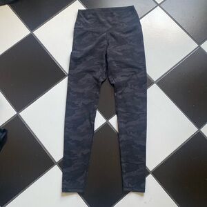 Camo leggings size large